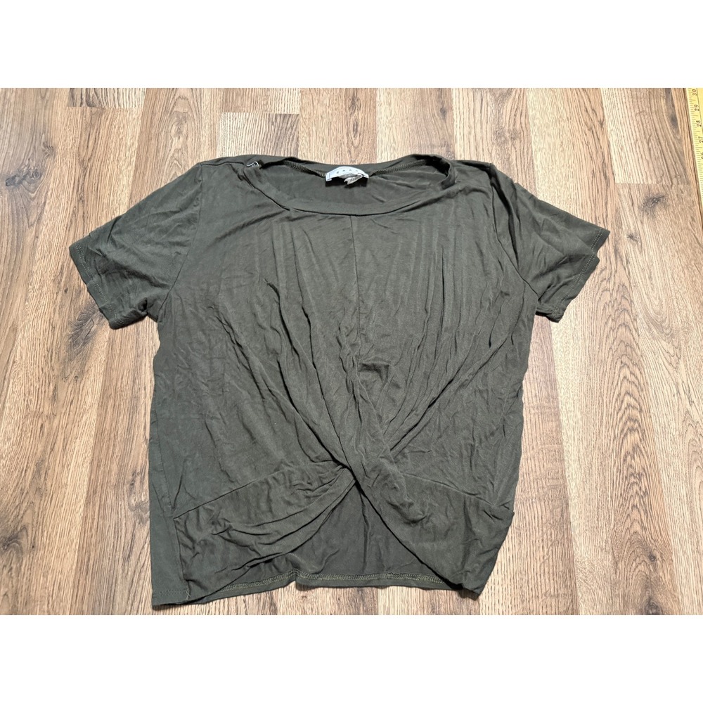Gaze Shirts Womens Size L Olive Green Short Sleeve Crew Neck Twist Front Top